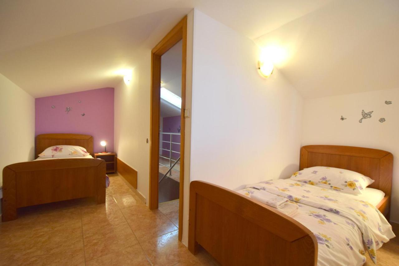 Apartments Rose Čižići Buitenkant foto