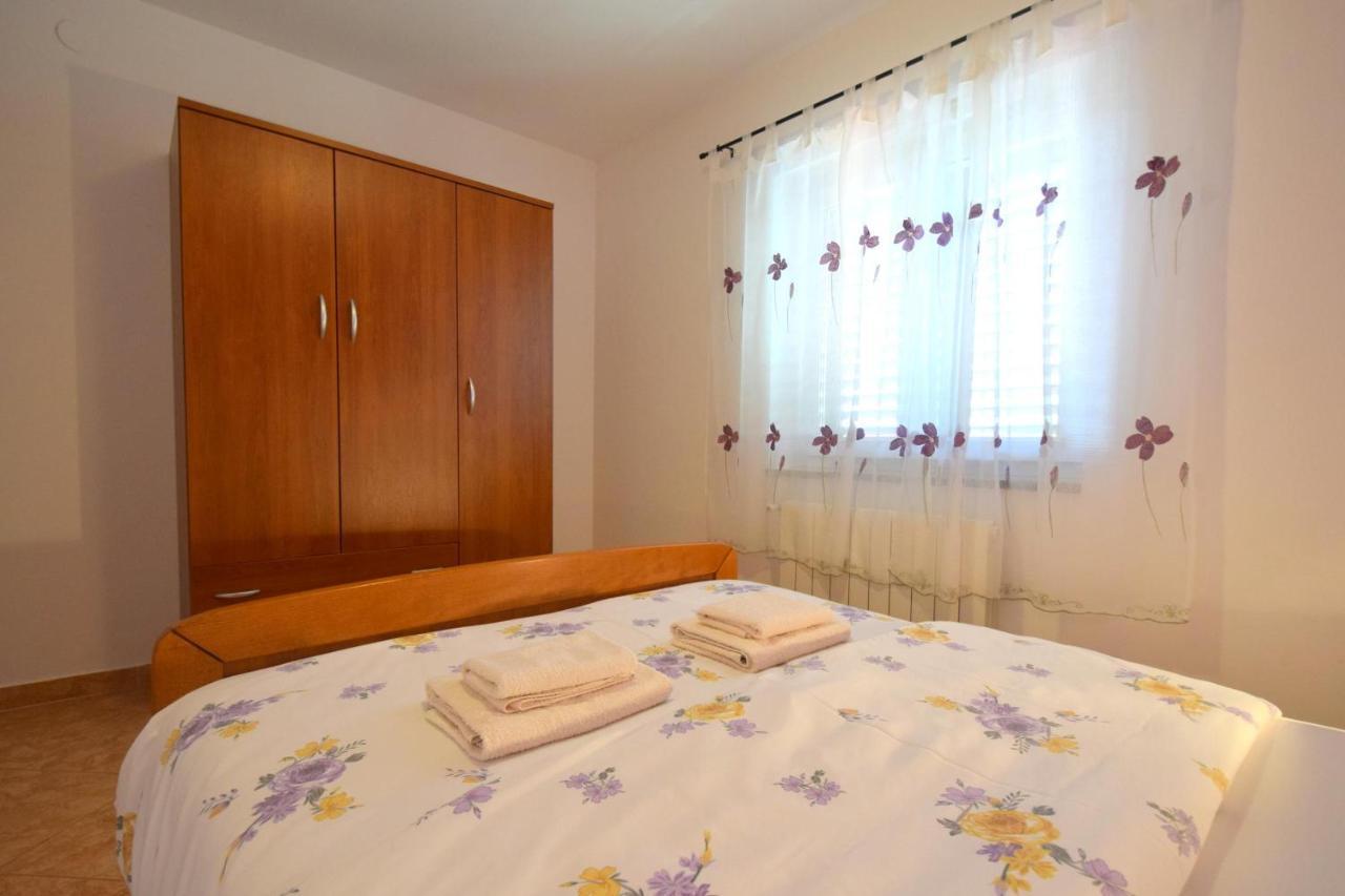 Apartments Rose Čižići Buitenkant foto